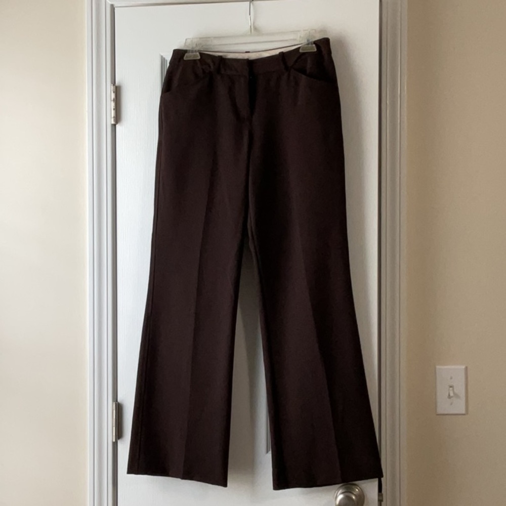 Worthington modern fit brown dress pants size 4 petite.